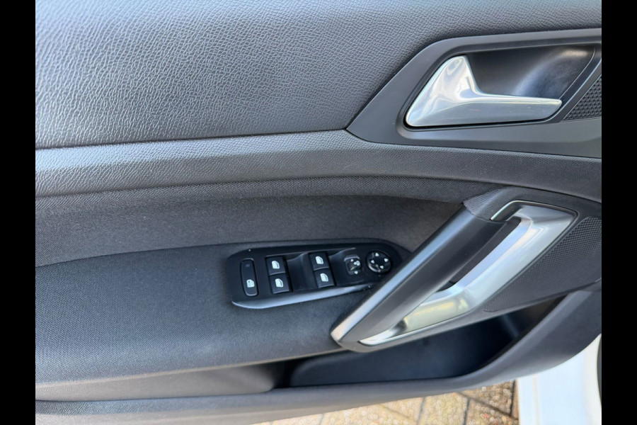 Peugeot 308 SW 1.2 PureTech Active Pack Navigatie Cruise
