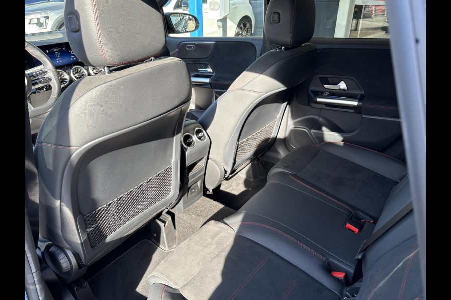Mercedes-Benz B-Klasse 250 e Star Edition AMG Line | PHEV | Stoelverwarming | Camera | Sportstoelen | Climate control | BTW verrekenbaar