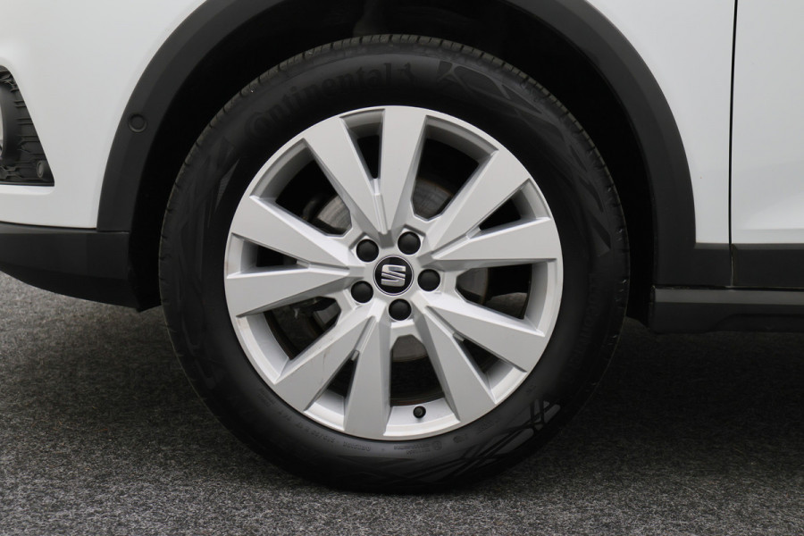 Seat Arona 1.0 TSI Style Business Intense Camera, Keyless, Apple Carplay, Trekhaak, ACC