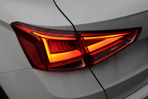 Seat Arona 1.0 TSI Style Business Intense Camera, Keyless, Apple Carplay, Trekhaak, ACC