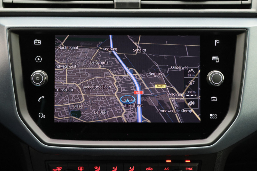 Seat Arona 1.0 TSI Style Business Intense Camera, Keyless, Apple Carplay, Trekhaak, ACC