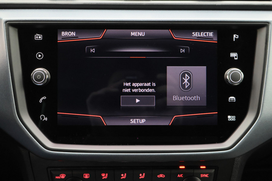 Seat Arona 1.0 TSI Style Business Intense Camera, Keyless, Apple Carplay, Trekhaak, ACC