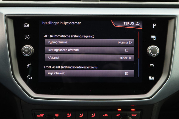 Seat Arona 1.0 TSI Style Business Intense Camera, Keyless, Apple Carplay, Trekhaak, ACC