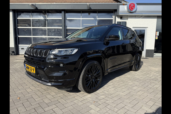 Jeep Compass 4xe 240 Plug-in Hybrid Electric S Summit Full option