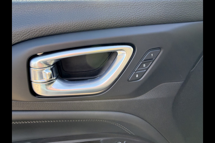 Jeep Compass 4xe 240 Plug-in Hybrid Electric S Summit Full option