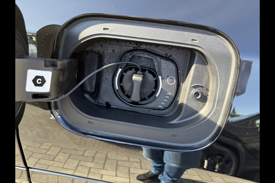 Jeep Compass 4xe 240 Plug-in Hybrid Electric S Summit Full option