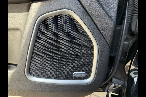 Jeep Compass 4xe 240 Plug-in Hybrid Electric S Summit Full option