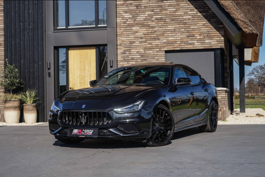 Maserati Ghibli 2.0 MHEV GranSport GT 330PK Pano/B&W/21"/Sport-seats/Full-Nero
