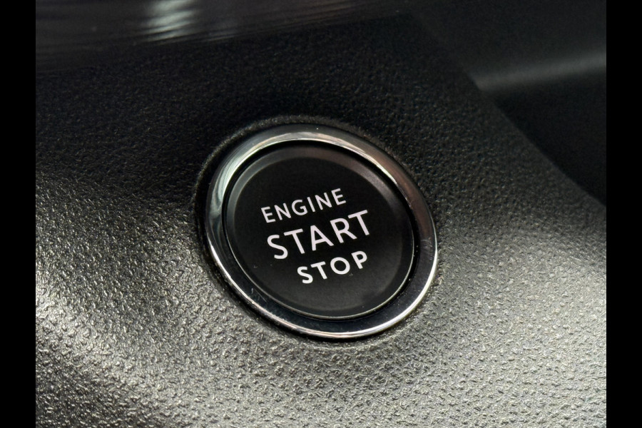 Jeep Avenger BWJ 12-2023 | 157PK Longitude 54 kWh AUTOMAAT | | NAVI | CLIMA | CRUISE | CARPLAY | KEYLESS | PDC | LMV | PRIVACY GLASS |