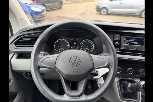 Volkswagen Transporter 2.0 TDI L1H1 / Trekhaak / 3 zits / Cruise / Airco