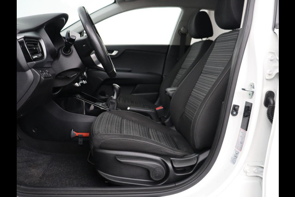 Kia Stonic 1.0 T-GDi MHEV DynamicPlusLine | Adaptive cruise | Carplay | Camera | Keyless | Climate control | DAB | Navigatie | Bluetooth | Parkeerhulp