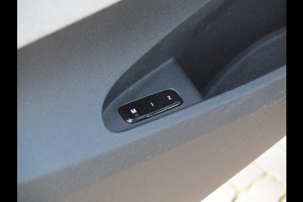 Polestar 2 Long Range Dual Motor Launch Edition 78kWh | Camera | Harman Kardon | Apple Carplay | Cruise Control |