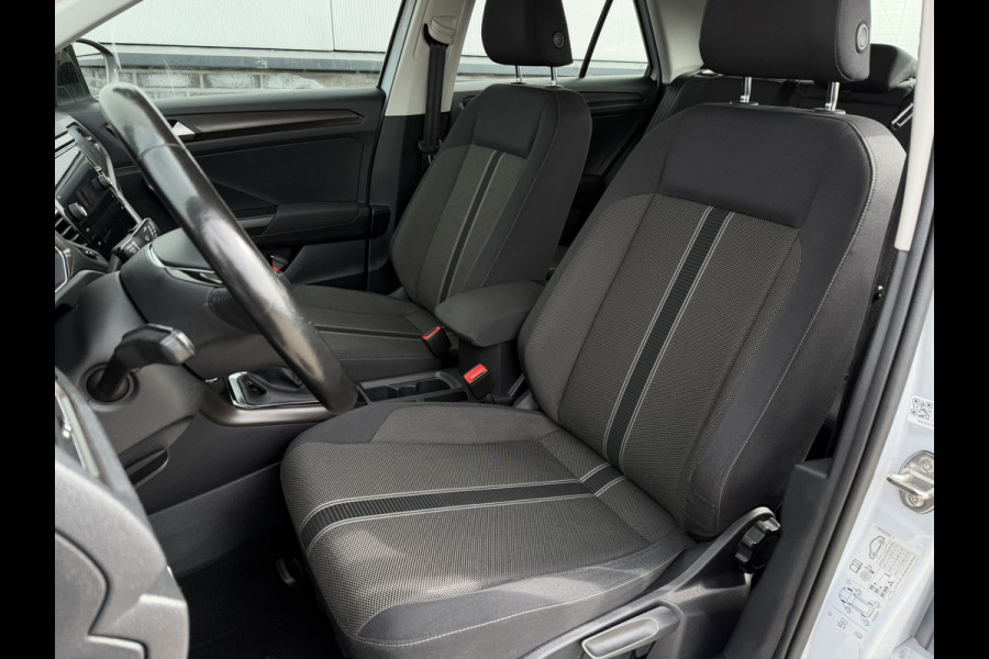 Volkswagen T-Roc 1.0 TSI Style Business | Adaptive Cruise | Climate | Carplay | DAB | Navi