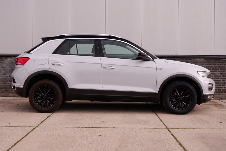 Volkswagen T-Roc 1.0 TSI Style Business | Adaptive Cruise | Climate | Carplay | DAB | Navi