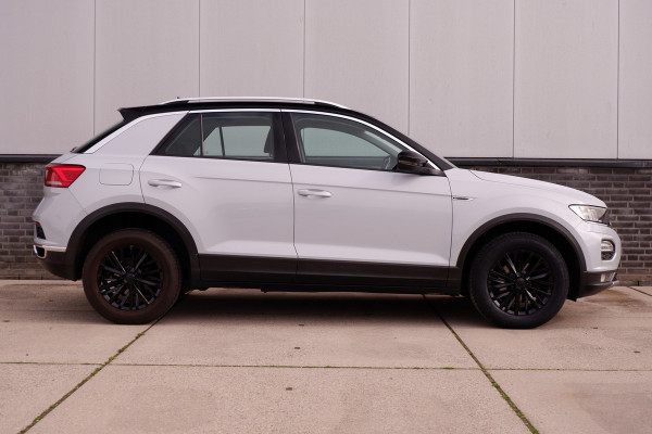 Volkswagen T-Roc 1.0 TSI Style Business | Adaptive Cruise | Climate | Carplay | DAB | Navi