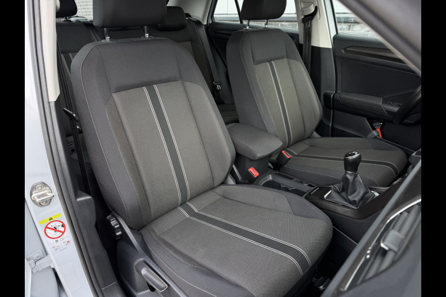 Volkswagen T-Roc 1.0 TSI Style Business | Adaptive Cruise | Climate | Carplay | DAB | Navi