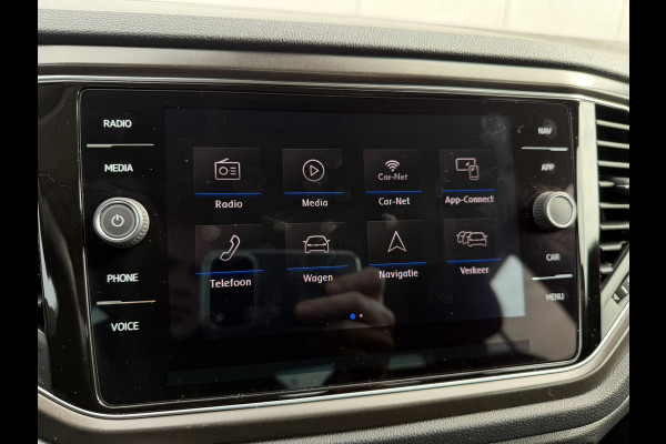 Volkswagen T-Roc 1.0 TSI Style Business | Adaptive Cruise | Climate | Carplay | DAB | Navi