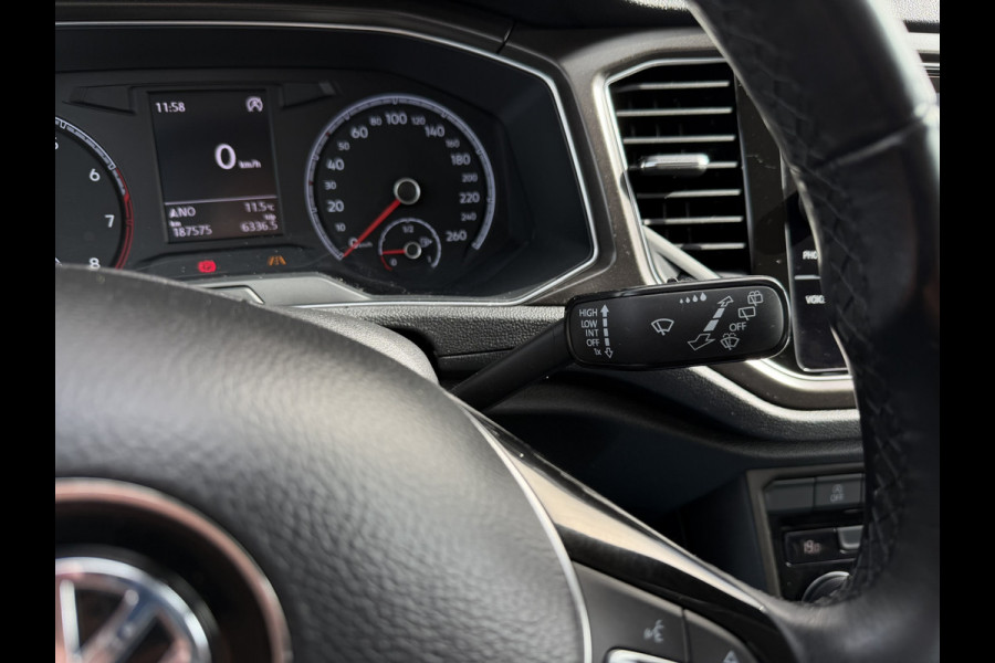 Volkswagen T-Roc 1.0 TSI Style Business | Adaptive Cruise | Climate | Carplay | DAB | Navi