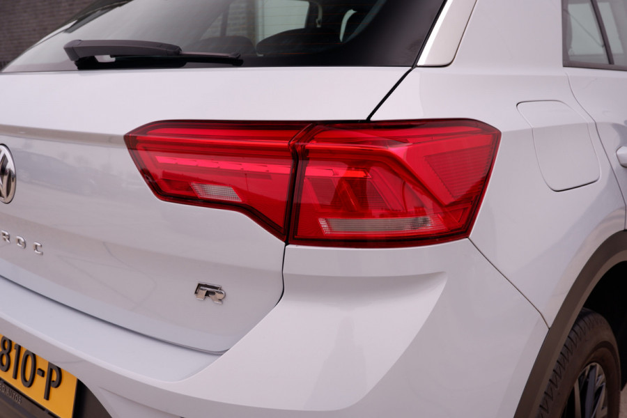 Volkswagen T-Roc 1.0 TSI Style Business | Adaptive Cruise | Climate | Carplay | DAB | Navi