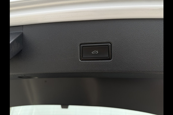 Volkswagen T-Roc 1.0 TSI Style Business | Adaptive Cruise | Climate | Carplay | DAB | Navi