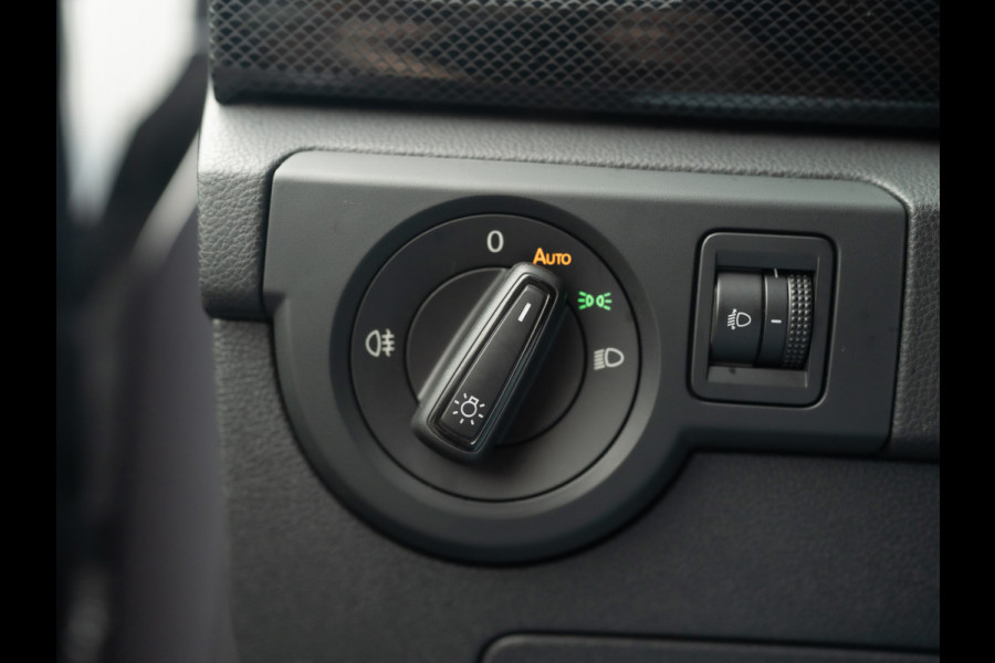 Volkswagen T-Cross 1.0 TSI Life Edition | Keyless | Camera | Stoelverw. | Prijs Rijklaar!!