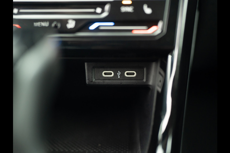 Volkswagen T-Cross 1.0 TSI Life Edition | Keyless | Camera | Stoelverw. | Prijs Rijklaar!!