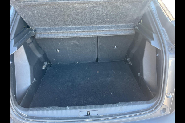 Peugeot 2008 1.2 PureTech Active Pack