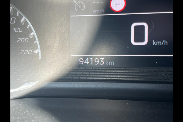 Peugeot 2008 1.2 PureTech Active Pack