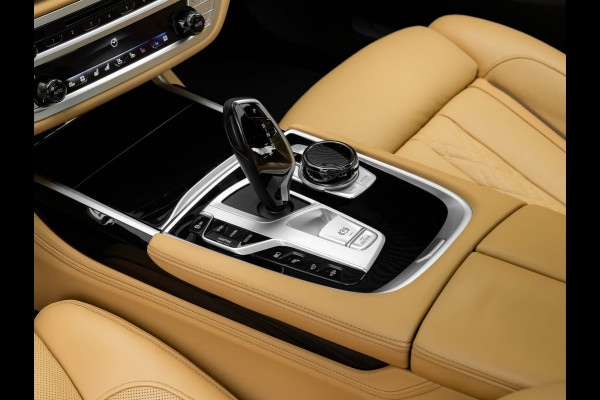 BMW 7 Serie 745e - Individual - Stoelventilatie + Massage - Driving Ass Prof - Active Steering
