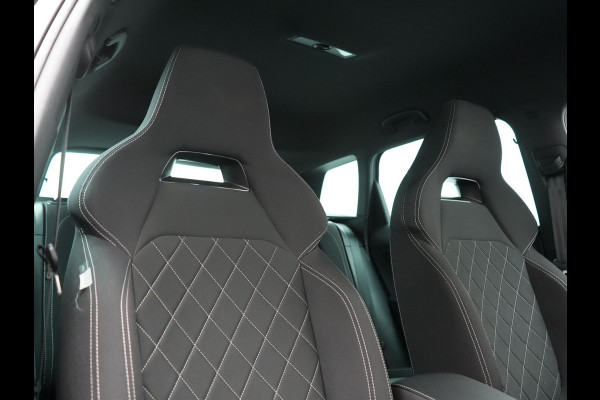 Škoda Karoq 1.5 TSI ACT Sportline Business DSG 150pk | Adaptive Cruise | Camera | Matrix LED | RS Sportstoelen Verwarmd | 18"L.M | Adaptive Onderstel | Keyless | Sfeerverlichting | Apple Carplay | Virtual | Navigatie | DAB |