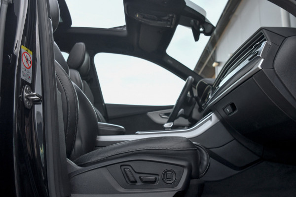 Audi Q7 55 TFSI e quattro 3x S-Line. Pano, ACC, HUD, Memory, Leder, B&O, Stuurvw, Keyless, Camera, Matrix, Sfeer, 22''!