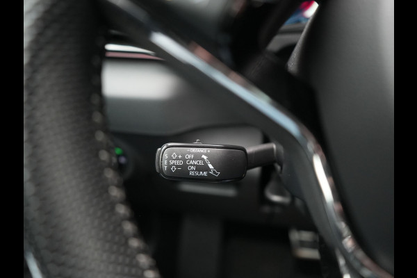 Škoda Karoq 1.5 TSI ACT Sportline Business DSG 150pk | Adaptive Cruise | Camera | Matrix LED | RS Sportstoelen Verwarmd | 18"L.M | Adaptive Onderstel | Keyless | Sfeerverlichting | Apple Carplay | Virtual | Navigatie | DAB |