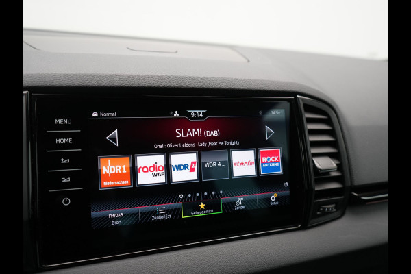 Škoda Karoq 1.5 TSI ACT Sportline Business DSG 150pk | Adaptive Cruise | Camera | Matrix LED | RS Sportstoelen Verwarmd | 18"L.M | Adaptive Onderstel | Keyless | Sfeerverlichting | Apple Carplay | Virtual | Navigatie | DAB |