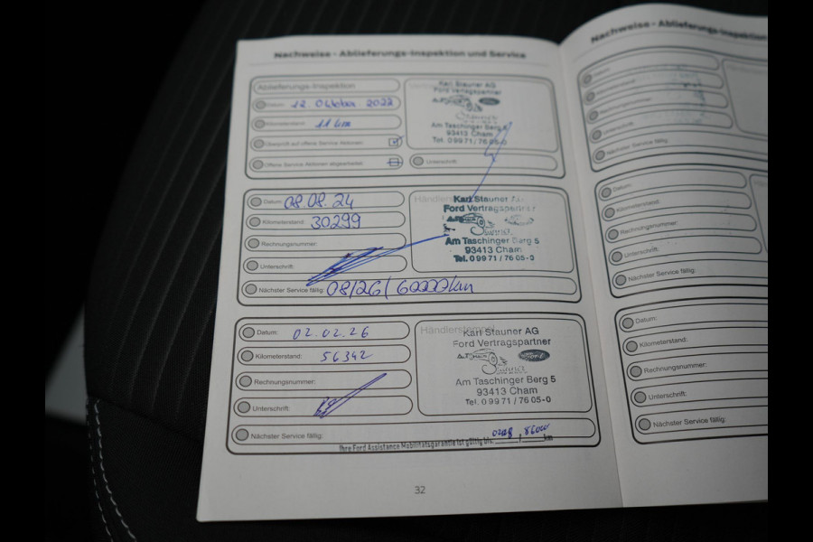 Ford Kuga 2.5 Titanium PHEV 225pk Dealer O.H | Camera | Keyless | Cruise Control | Sportstoelen & Stuur Verwarmd | Navigatie | Virtual | DAB | 17"L.M | Plug In Hybrid