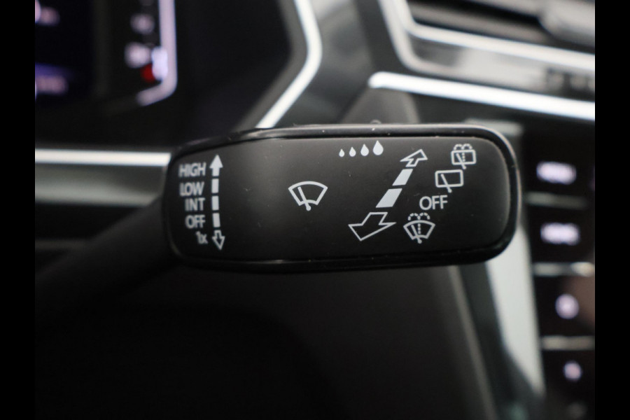 Volkswagen Tiguan 1.5 TSI Life Business | Navigatie | Camera | Cruise Control Adaptieve |