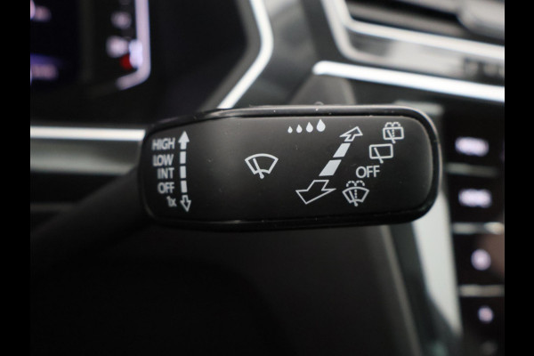 Volkswagen Tiguan 1.5 TSI Life Business | Navigatie | Camera | Cruise Control Adaptieve |