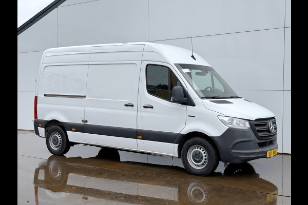Mercedes-Benz eSprinter 312 55kWh 168km WLTP 93.1% (SOH) 80kw Snelladen L2H2 Climate Control Camera Stoelverwarming Laadkabel