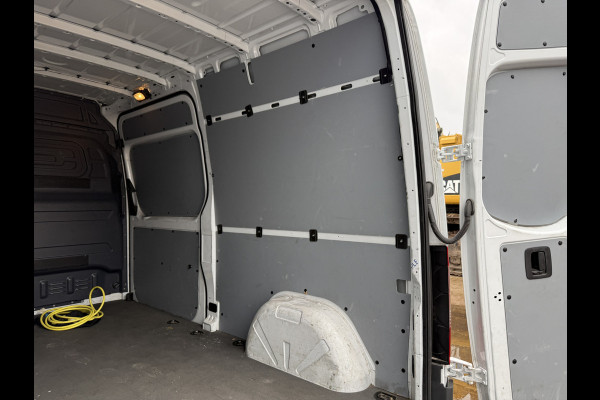 Mercedes-Benz eSprinter 312 55kWh 168km WLTP 93.1% (SOH) 80kw Snelladen L2H2 Climate Control Camera Stoelverwarming Laadkabel