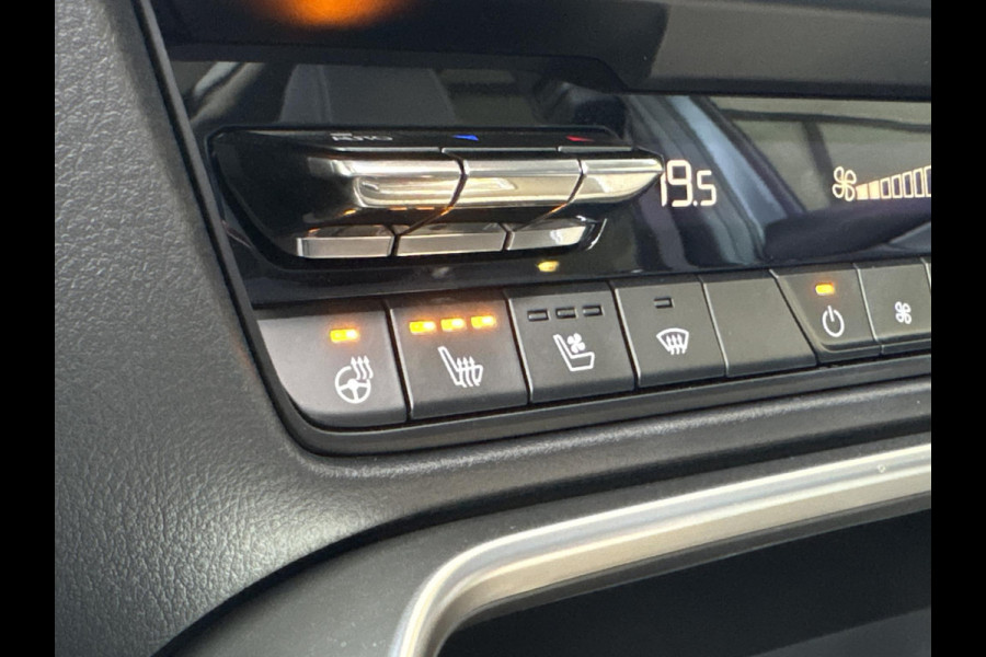 Mazda CX-60 2.5 e-SkyActiv PHEV Homura | Dealer onderhouden | Panoramadak | Adaptive Cruise | 360 Camera | Elek. Achterklep | Stoel- Verwarming & Ventilatie | BTW Auto |