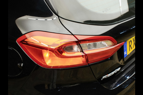 Ford Fiesta 1.1 Trend Sport (APPLE CARPLAY,NAVI,CRUISE,BLACK EDITION,ELEKTRISCH PAKKET,SPORTSTOELEN,NETTE STAAT)