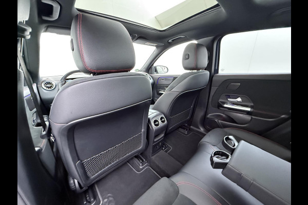 Mercedes-Benz EQA 250 AMG Line 67 kWh VAN € 34.900,- NU VOOR SLECHTS € 31.877,- | UW LENTEVOORDEEL € 4.023,-! | SOH 94% | DISTRONIC ADAPTIVE CRUISE | PANORAMADAK | 360 CAMERA | SFEERVERLICHTING | RIJKLAAR MET 12 MND BOVAG GARANTIE