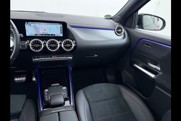 Mercedes-Benz EQA 250 AMG Line 67 kWh VAN € 34.900,- NU VOOR SLECHTS € 31.877,- | UW LENTEVOORDEEL € 4.023,-! | SOH 94% | DISTRONIC ADAPTIVE CRUISE | PANORAMADAK | 360 CAMERA | SFEERVERLICHTING | RIJKLAAR MET 12 MND BOVAG GARANTIE