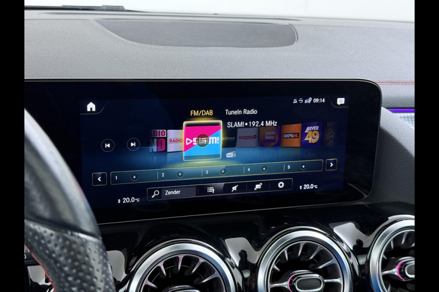 Mercedes-Benz EQA 250 AMG Line 67 kWh VAN € 34.900,- NU VOOR SLECHTS € 31.877,- | UW LENTEVOORDEEL € 4.023,-! | SOH 94% | DISTRONIC ADAPTIVE CRUISE | PANORAMADAK | 360 CAMERA | SFEERVERLICHTING | RIJKLAAR MET 12 MND BOVAG GARANTIE