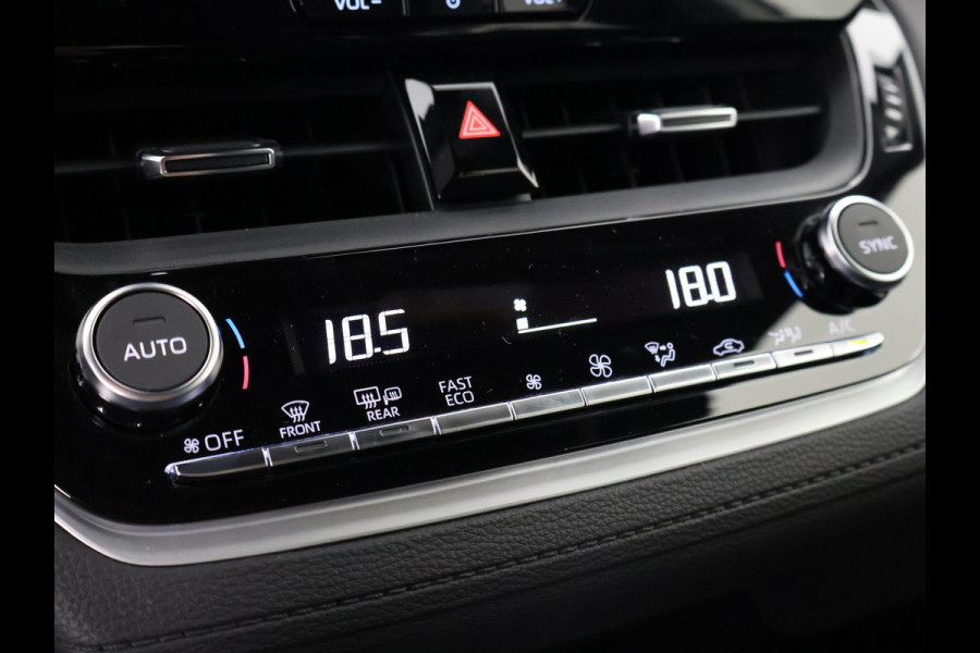 Toyota Corolla Cross Hybrid 140 Dynamic | Stuur-/Stoelverwarming | Elektrische Achterklep | Adaptieve Cruise Control |