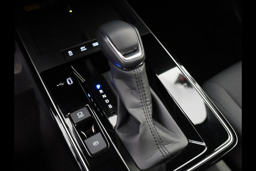 Toyota Corolla Cross Hybrid 140 Dynamic | Stuur-/Stoelverwarming | Elektrische Achterklep | Adaptieve Cruise Control |