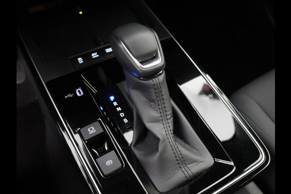 Toyota Corolla Cross Hybrid 140 Dynamic | Stuur-/Stoelverwarming | Elektrische Achterklep | Adaptieve Cruise Control |