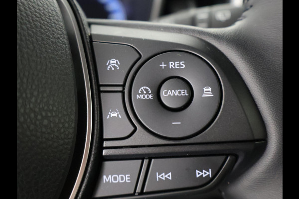 Toyota Corolla Cross Hybrid 140 Dynamic | Stuur-/Stoelverwarming | Elektrische Achterklep | Adaptieve Cruise Control |