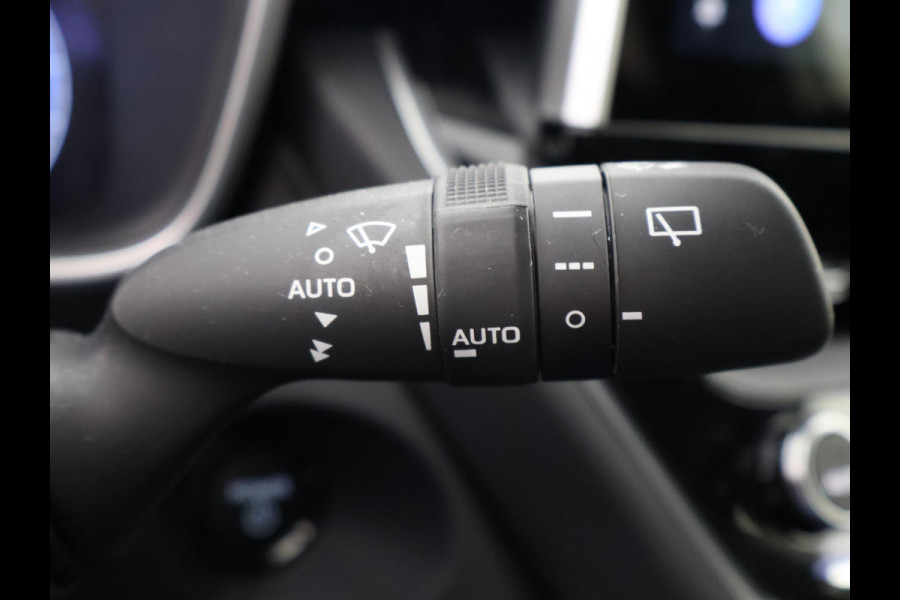 Toyota Corolla Cross Hybrid 140 Dynamic | Stuur-/Stoelverwarming | Elektrische Achterklep | Adaptieve Cruise Control |
