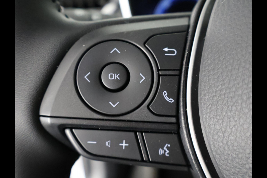 Toyota Corolla Cross Hybrid 140 Dynamic | Stuur-/Stoelverwarming | Elektrische Achterklep | Adaptieve Cruise Control |
