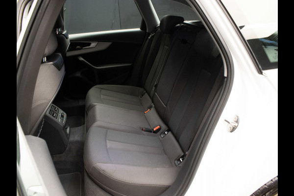 Audi A4 Avant 35 TFSI Business Edition Sport (APPLE CARPLAY,NAVI,MATRIX,CAMERA,PDC,DIGITAL COCKPIT,CLIMATE,SPORTSTOELEN,LM VELGEN)